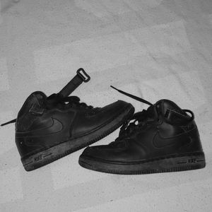 Nike AF1 boys youth size 2